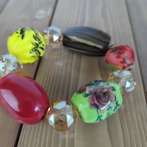 Chunky Colorful Beaded Bracelet Lucite Acrylic Floral Rose Kitsch Statement